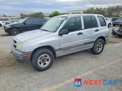 2000 CHEVROLET TRACKER 2CNBJ13C2Y6946200 - główne zdjęcie licytacji z USA - miniatura