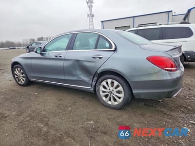 Drugie zdjęcie samochodu z przodu: 2019 MERCEDES-BENZ C 300 4MATIC VIN:55SWF8EB5KU300525 - miniatura