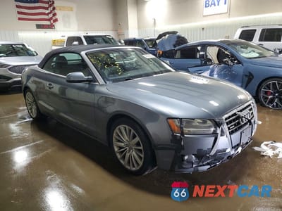 Czwarte zdjęcie samochodu z boku: 2012 AUDI A5 PREMIUM PLUS VIN:WAULFAFH4CN000666 - miniatura