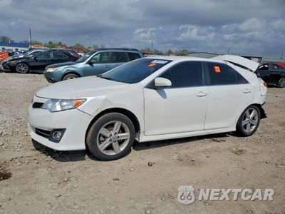 2014 TOYOTA CAMRY SE 4T1BF1FK4EU450302 - główne zdjęcie licytacji z USA - miniatura