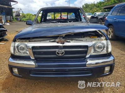 Piąte zdjęcie samochodu w środku: 2000 TOYOTA TACOMA BASE VIN:5TEVL52N4YZ703437 - miniatura