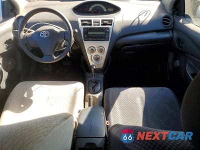 Zdjęcie 8 z 12 samochodu: 2007 TOYOTA YARIS S VIN:JTDBT923771110933 - miniatura