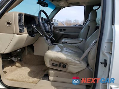 Zdjęcie 7 z 12 samochodu: 2001 GMC YUKON XL K1500 VIN:1GKFK16T01J273158 - miniatura