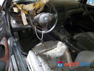 Zdjęcie 8 z 13 samochodu: 2003 BMW 330 CI VIN:WBABN53433JU29232 - miniatura