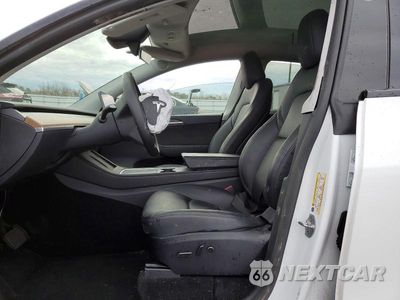 Zdjęcie 7 z 12 samochodu: 2023 TESLA MODEL Y VIN:7SAYGDEE6PF837439 - miniatura