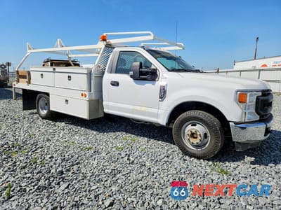 Czwarte zdjęcie samochodu z boku: 2020 FORD F350 SUPER DUTY UTILITY / SERVICE TRUCK VIN:1FDRF3G62LEE53444 - miniatura