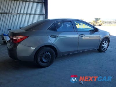 Trzecie zdjęcie samochodu z tyłu: 2017 TOYOTA COROLLA LE VIN:5YFBURHE2HP690966 - miniatura