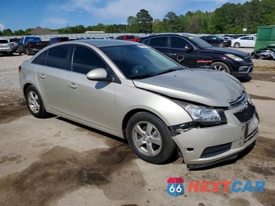 Czwarte zdjęcie samochodu z boku: 2013 CHEVROLET CRUZE LT VIN:1G1PC5SB7D7247488 - miniatura