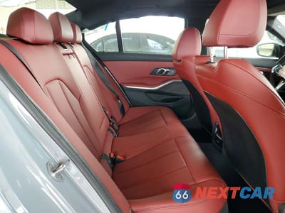 Zdjęcie 10 z 12 samochodu: 2024 BMW 330I VIN:3MW69FF06R8E61116 - miniatura