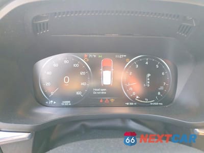 Zdjęcie 9 z 14 samochodu: 2018 VOLVO XC60 T5 INSCRIPTION VIN:YV4102RL1J1012826 - miniatura