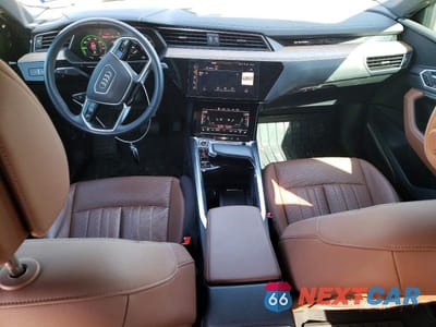 Zdjęcie 8 z 13 samochodu: 2024 AUDI Q8 E-TRON PREMIUM PLUS VIN:WA15AAGE7RB034488 - miniatura