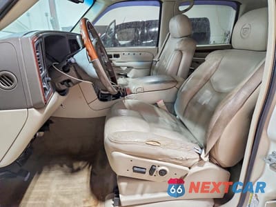 Zdjęcie 7 z 13 samochodu: 2005 CADILLAC ESCALADE ESV VIN:3GYFK66N95G120063 - miniatura