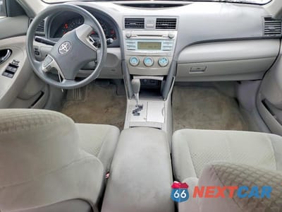 Zdjęcie 8 z 11 samochodu: 2008 TOYOTA CAMRY LE VIN:4T1BE46KX8U770779 - miniatura