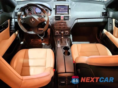 Zdjęcie 8 z 11 samochodu: 2010 MERCEDES-BENZ C 63 AMG VIN:WDDGF7HB5AF451487 - miniatura