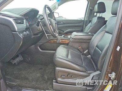 Zdjęcie 7 z 13 samochodu: 2018 CHEVROLET SUBURBAN K1500 LT VIN:1GNSKHKC8JR141329 - miniatura