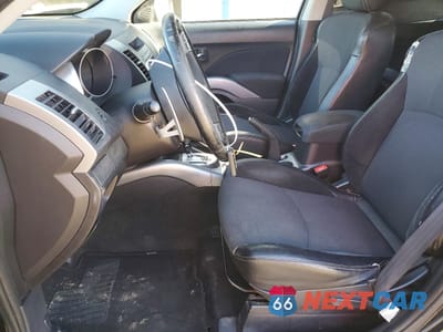 Zdjęcie 7 z 14 samochodu: 2010 MITSUBISHI OUTLANDER SE VIN:JA4AT3AW6AZ000818 - miniatura