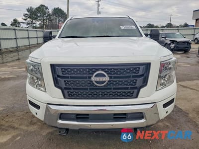 Piąte zdjęcie samochodu w środku: 2023 NISSAN TITAN XD SV VIN:1N6AA1FB7PN116810 - miniatura