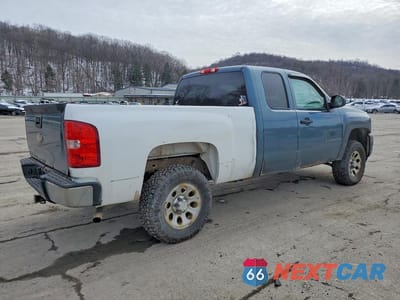 Trzecie zdjęcie samochodu z tyłu: 2009 CHEVROLET SILVERADO K1500 VIN:1GCEK19C09Z236014 - miniatura