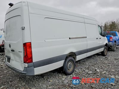 Trzecie zdjęcie samochodu z tyłu: 2019 MERCEDES BENZ SPRINTER 2500 DELIVERY VAN VIN:WD4FF1CD2KT009190 - miniatura
