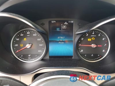 Zdjęcie 9 z 12 samochodu: 2021 MERCEDES-BENZ GLC 300 4MATIC VIN:W1N0G8EBXMF992924 - miniatura