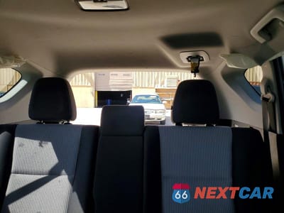 Zdjęcie 10 z 13 samochodu: 2014 TOYOTA RAV4 LE VIN:JTMZFREV0EJ023200 - miniatura