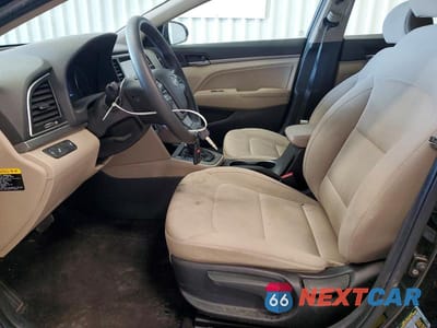 Zdjęcie 7 z 12 samochodu: 2018 HYUNDAI ELANTRA SEL VIN:KMHD84LFXJU612665 - miniatura