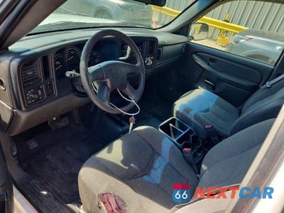 Zdjęcie 8 z 11 samochodu: 2003 CHEVROLET SILVERADO K2500 HEAVY DUTY VIN:1GCHK29U93E170167 - miniatura