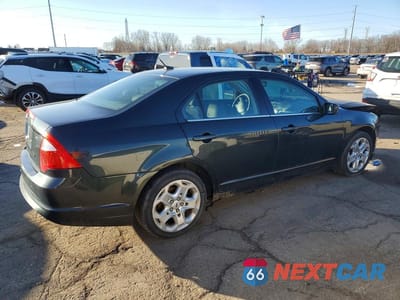 Trzecie zdjęcie samochodu z tyłu: 2010 FORD FUSION SE VIN:3FAHP0HA5AR302371 - miniatura