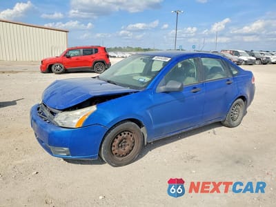 2010 FORD FOCUS SE 1FAHP3FN2AW154703 - główne zdjęcie licytacji z USA - miniatura