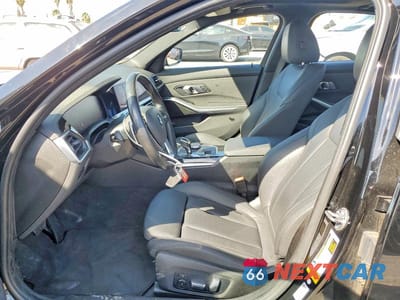 Zdjęcie 7 z 12 samochodu: 2019 BMW 330I VIN:WBA5R1C53KAK10451 - miniatura