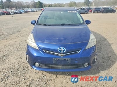 Piąte zdjęcie samochodu w środku: 2013 TOYOTA PRIUS V FIVE VIN:JTDZN3EU5D3208336 - miniatura