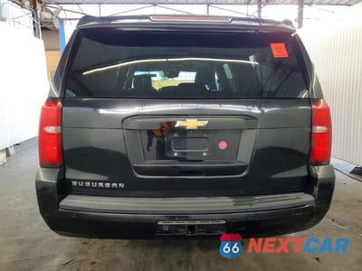 Zdjęcie 6 z 13 samochodu: 2016 CHEVROLET SUBURBAN C1500 LT VIN:1GNSCHKC9GR111780 - miniatura