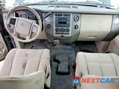 Zdjęcie 8 z 12 samochodu: 2010 FORD EXPEDITION XLT VIN:1FMJU1G58AEB47280 - miniatura
