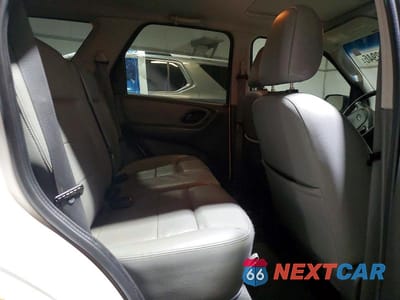 Zdjęcie 10 z 11 samochodu: 2006 FORD ESCAPE XLT VIN:1FMYU93106KC14012 - miniatura