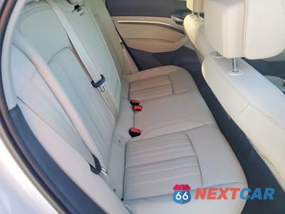 Zdjęcie 11 z 13 samochodu: 2024 AUDI Q8 E-TRON PREMIUM PLUS VIN:WA15ABGE1RB013500 - miniatura