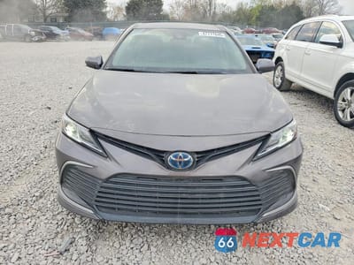 Piąte zdjęcie samochodu w środku: 2023 TOYOTA CAMRY HYBRID LE VIN:4T1C31AK6PU609473 - miniatura