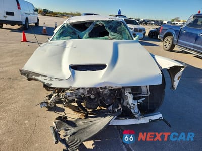 Piąte zdjęcie samochodu w środku: 2020 DODGE CHALLENGER VIN:2C3CDZBT7LH236744 - miniatura