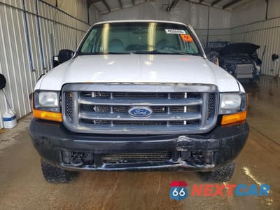 Piąte zdjęcie samochodu w środku: 2001 FORD F250 SUPER DUTY VIN:1FTNF21L81EB09948 - miniatura