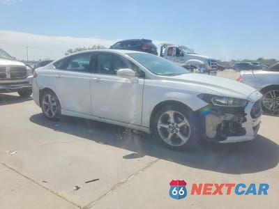 Czwarte zdjęcie samochodu z boku: 2014 FORD FUSION SE VIN:1FA6P0H77E5404162 - miniatura