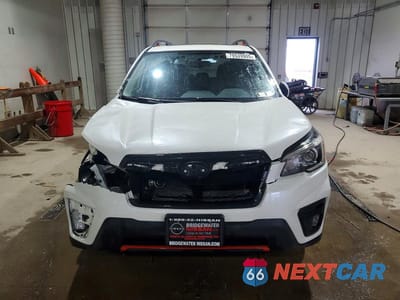 Piąte zdjęcie samochodu w środku: 2020 SUBARU FORESTER SPORT VIN:JF2SKAMC3LH603982 - miniatura