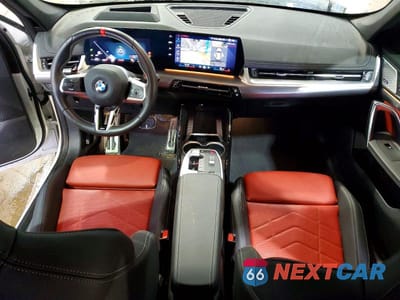 Zdjęcie 8 z 12 samochodu: 2024 BMW X1 M35I VIN:WBX13EF02R5Z86814 - miniatura