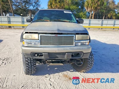 Piąte zdjęcie samochodu w środku: 2000 CHEVROLET S TRUCK S10 VIN:1GCCT19W9Y8182571 - miniatura