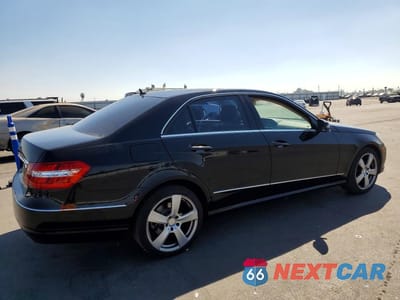 Trzecie zdjęcie samochodu z tyłu: 2010 MERCEDES-BENZ E 350 VIN:WDDHF5GB4AA173379 - miniatura
