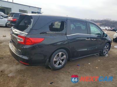 Trzecie zdjęcie samochodu z tyłu: 2018 HONDA ODYSSEY TOURING VIN:5FNRL6H82JB043656 - miniatura