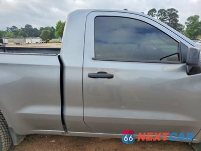 Zdjęcie 10 z 12 samochodu: 2026 CHEVROLET SILVERADO K1500 VIN:3GCNKAEK0TG118856 - miniatura