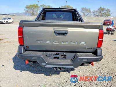 Zdjęcie 6 z 11 samochodu: 2024 TOYOTA TACOMA TRAILHUNTER HV VIN:3TYLF5LN4RT001215 - miniatura