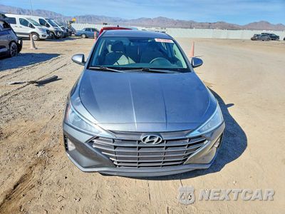 Piąte zdjęcie samochodu w środku: 2019 HYUNDAI ELANTRA SE VIN:KMHD74LF6KU754435 - miniatura