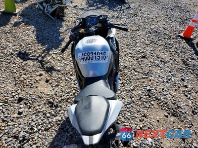 Zdjęcie 6 z 9 samochodu: 2025 KAWASAKI ZX400 S VIN:ML5ZXCS11SDA33608 - miniatura