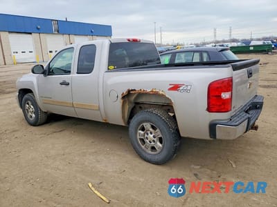 Drugie zdjęcie samochodu z przodu: 2007 CHEVROLET SILVERADO K1500 VIN:1GCEK19017Z500683 - miniatura