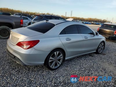 Trzecie zdjęcie samochodu z tyłu: 2018 MERCEDES-BENZ CLA 250 VIN:WDDSJ4EB6JN505803 - miniatura
